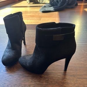 Vince Camuto suede heeled boot